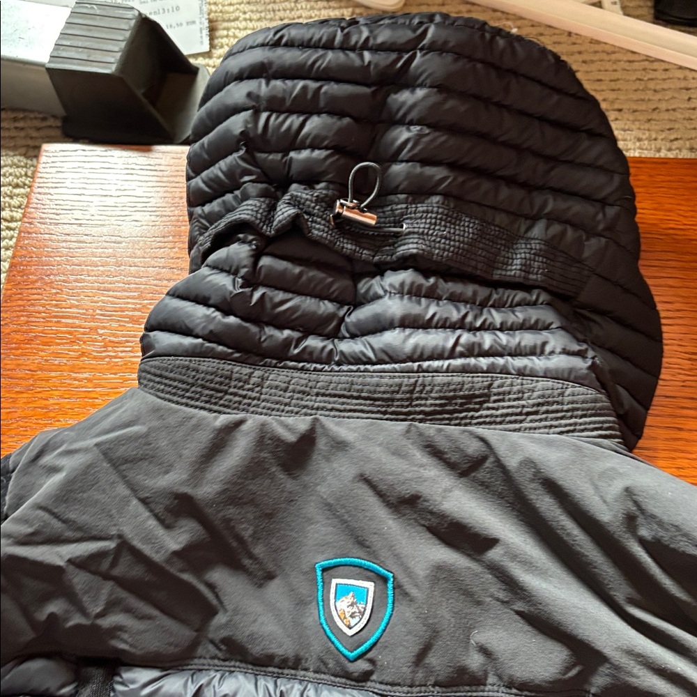 KUHL Born In The Mountains Silver Oak black hooded down vest. Pockets. Size sm - Picture 15 of 16